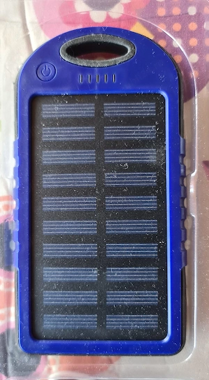 Baterie solara externa Nokia, capacitate 4000mA, noua