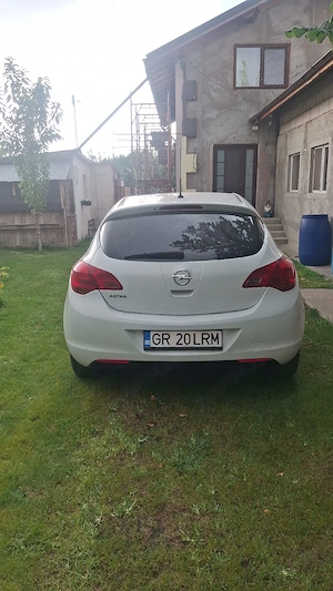 Opel astra J Benzina+GPL 2011Vând Opel Astra J, an 2011, motor 1.6 benzină + GPL, cutie manuală. 356 - imagine 3
