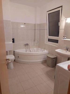 TORONTALULUI - ETAJ 4 LIFT - 3 CAMERE - BALCON - CENTRALA PROPRIE - CLIMA - LOC PARCARE CF - imagine 4
