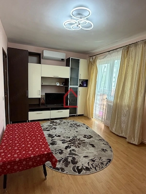 Apartament cu 3 camere, Decomandat,  Mircea cel Batran , CT, AC - imagine 2