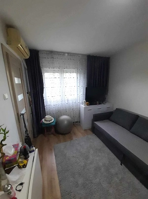 Închiriez garsoniere în zona Titan - imagine 2