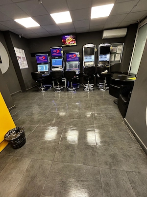 Inchiriez spatiu comercial in zona Printul turcesc - imagine 9