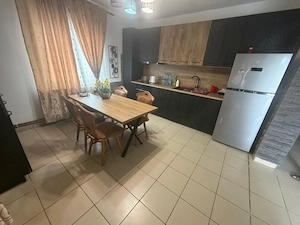  Se vinde casă spatioasa  și spațiu comercial – Butoiești, Mehedinți - imagine 5