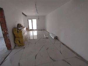 DUPLEX PE PARTER - APROAPE DE CENTURA - 2 FRONTURI STRADALE - imagine 4