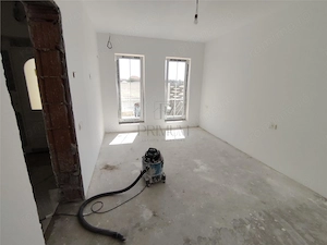 DUPLEX PE PARTER - APROAPE DE CENTURA - 2 FRONTURI STRADALE - imagine 8