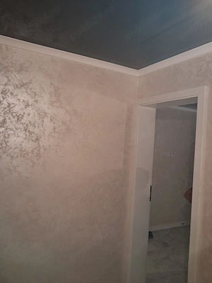 Vind urgent apartament 2 camere