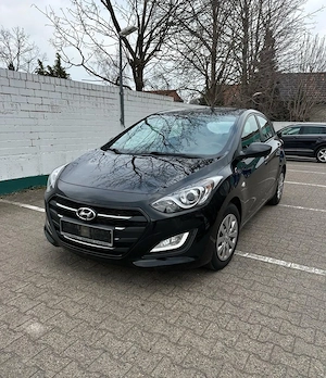 HIUNDAY i30 1.4 benzină  - imagine 2