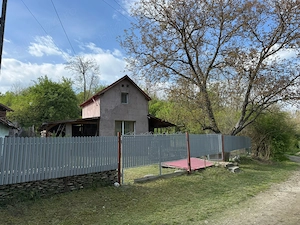 Casă cu teren - Cislău, jud. Buzău