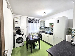Închiriez Apartament cu 🏡 2 camere, centrală proprie, parcare, 1 Decembrie 1918 - imagine 6