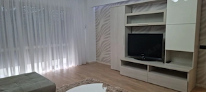 De inchiriat apartament 3 camere, cu 2 garaje,ultracentral, in Pitesti - imagine 17