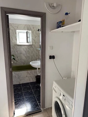 Apartament de inchiriat 70mp recent renovat - imagine 3