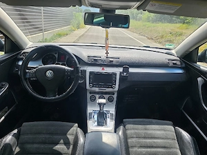 Volkswagen Passat  - imagine 2