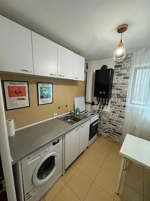 Vanzare apartament 2 camere Regie.