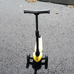 trotineta ferrari
