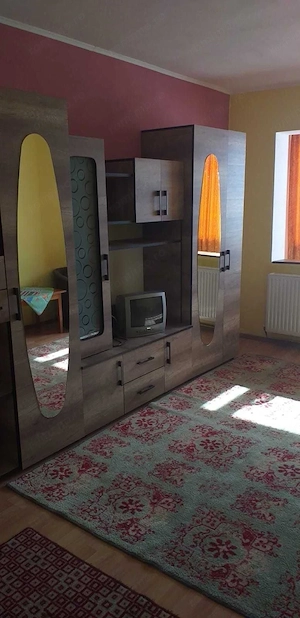 Inchiriez garsoniera in Brasov - imagine 4