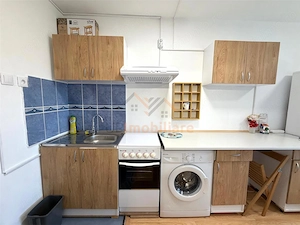 GARSONIERA DE INCHIRIAT | ZONA DECEBAL | ORADEA - imagine 7