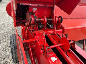 Presa Massey Ferguson 124 - imagine 4