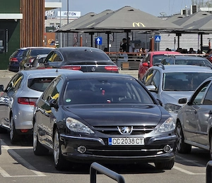 Vând Peugeot 607 2.2 