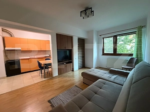 Apartament 2 camere, modern, parcare, A.C, zona: semicentrala