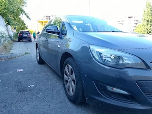 Auto Vând Opel Astra, 9070km,ITP în 20 08 2026, asigurare până în 02 2027, benzină.. - imagine 8
