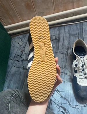 adidasi adidas