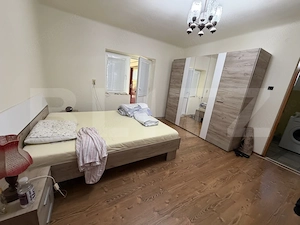 Casă cu 4 camere și un teren de 2500 mp - imagine 5