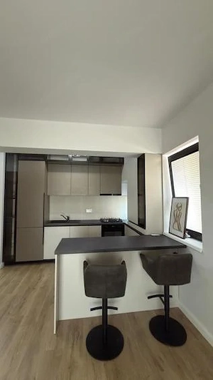 Apartament modern cu 2 camere - Vedere la lac - Prima inchiriere - imagine 5