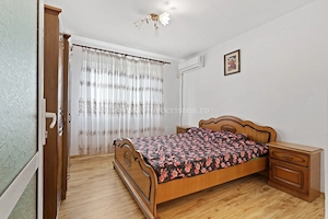 Apartament cu 3 camere de vânzare în Mangalia   Strada Portului - imagine 6