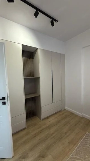 Apartament modern cu 2 camere - Vedere la lac - Prima inchiriere - imagine 10