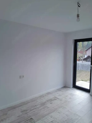 Echipa calificata executa lucrari in domeniul constructiilor. - imagine 4