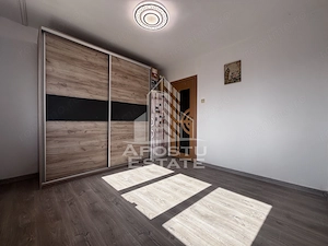 Garsoniera de vanzare, boxa, zona UMT, Timisoara