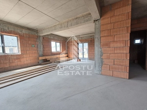 Casa la rosu de vanzare, aproape de Timisoara - imagine 4