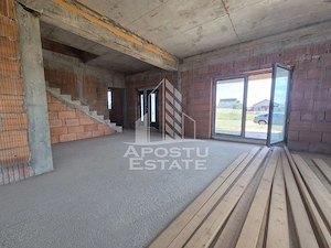 Casa la rosu de vanzare, aproape de Timisoara - imagine 3