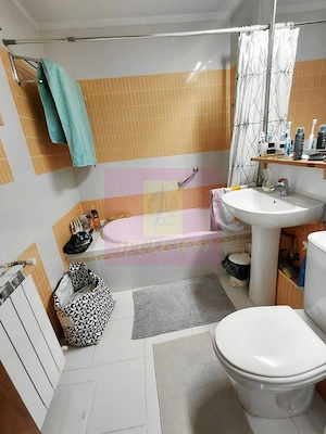 Apartament 4 camere bd Decebal adiacent - imagine 13