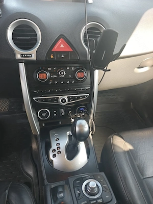 Vând Renault koleos , automat, 4x4 , 2.0 d, Bose 2009 - imagine 8