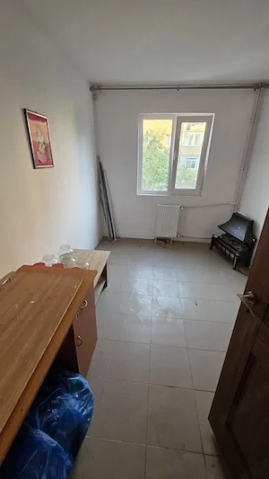 KM 4-5 apartament  cu 3 camere - imagine 9