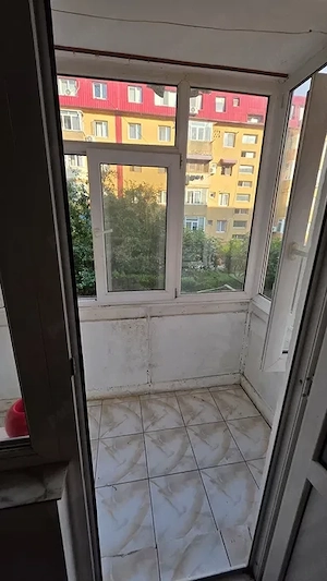 KM 4-5 apartament  cu 3 camere - imagine 7