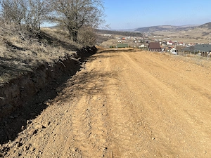 Vânzare doua terenuri 600 mp cu acte in regula Sântana de Mureș (zona Unirii - Bărdești) - imagine 5