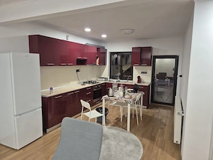 Inchiriez spatiul comercial zona Gheata Voluntari,130mp,etaj 1 - imagine 4