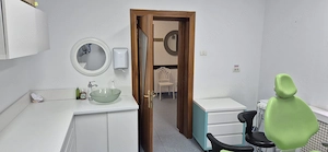 Inchiriez tura cabinet intreg stomatologie - imagine 3