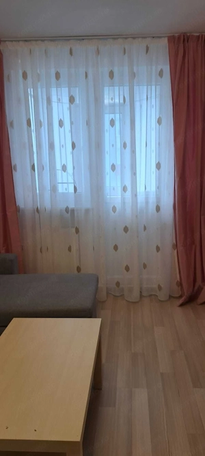 Inchiriez apartament 3 camere in Berceni, complet mobilat, bloc cu lift - imagine 2