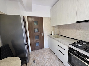 2 camere dec. - 2 balcoane - centrala - parcare - Metalurgiei - imagine 6