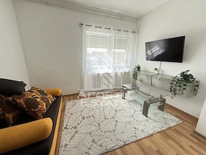 Apartament cu 3 camere de vanzare , Cu grădina , Sanandrei - imagine 5