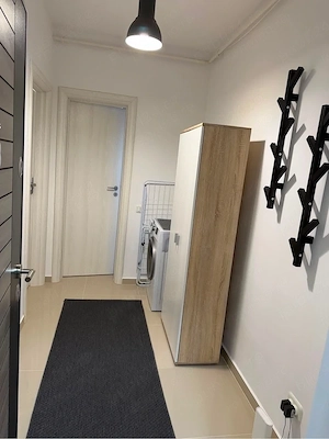 Inchiriez Apartament Militari Resident
