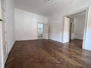 Apartament ultracentral 72 mp - etaj 1- boxa 25 mp - imagine 6
