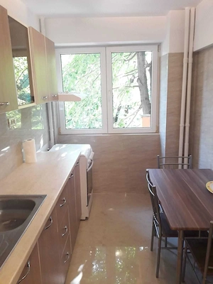 Inchiriez apartament 3 camere Mihai Bravu 1 min de metrou - imagine 4