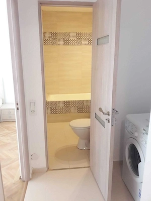 Inchiriez apartament 3 camere Mihai Bravu 1 min de metrou - imagine 7