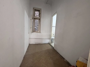 Apartament ultracentral 72 mp - etaj 1- boxa 25 mp - imagine 14