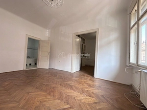Apartament ultracentral 72 mp - etaj 1- boxa 25 mp - imagine 8