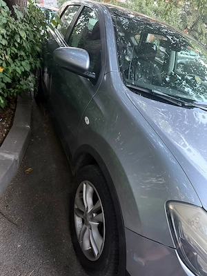 Nissan Qashqai cu panoramic, kilometri reali, masina arata ca in poze. - imagine 8